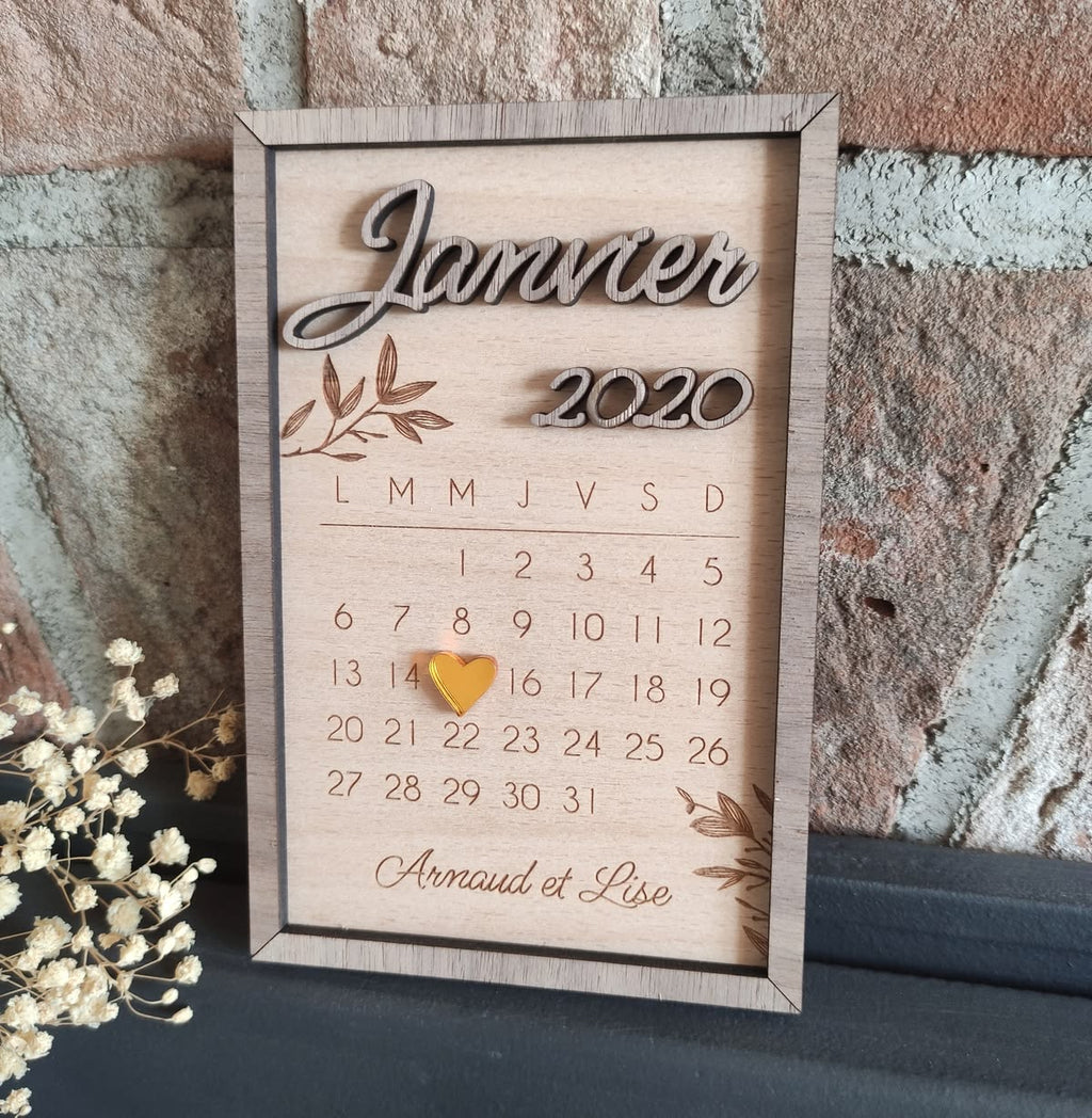Calendrier Souvenir Personnalisé en Bois